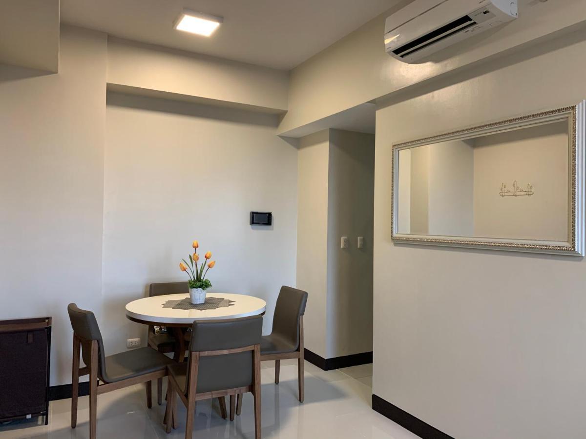 Mactan Newtown Deluxe Island Breeze Lägenhet Lapu-Lapu City Exteriör bild