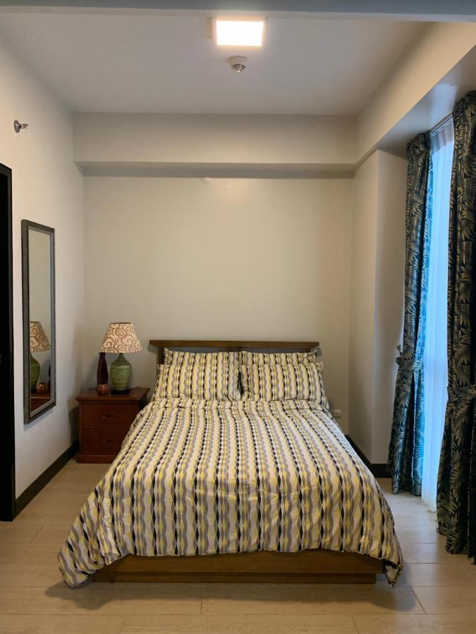 Mactan Newtown Deluxe Island Breeze Lägenhet Lapu-Lapu City Exteriör bild