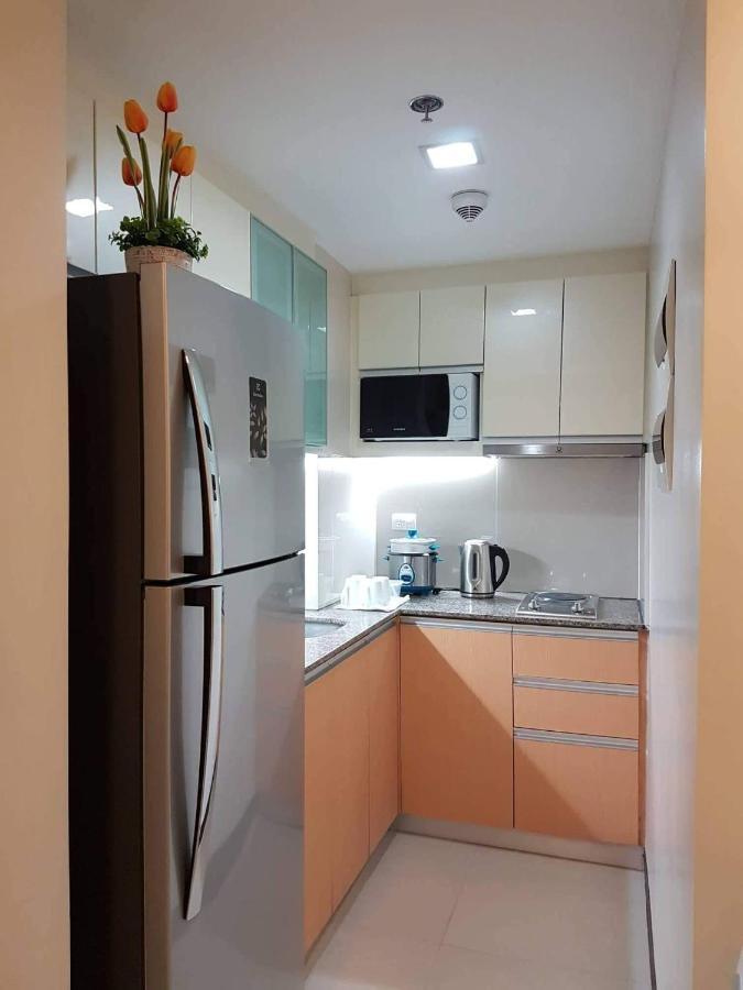 Mactan Newtown Deluxe Island Breeze Lägenhet Lapu-Lapu City Exteriör bild