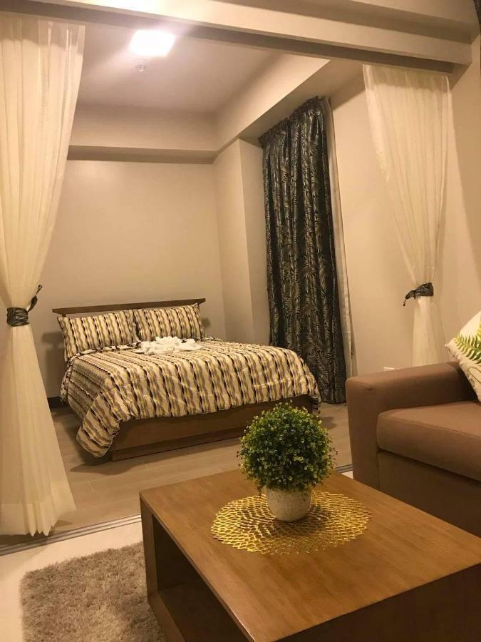 Mactan Newtown Deluxe Island Breeze Lägenhet Lapu-Lapu City Exteriör bild