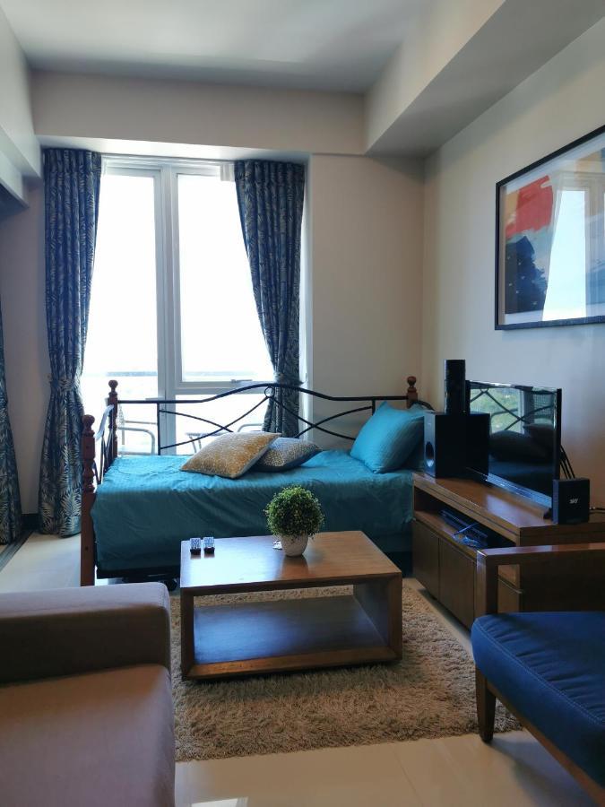Mactan Newtown Deluxe Island Breeze Lägenhet Lapu-Lapu City Exteriör bild