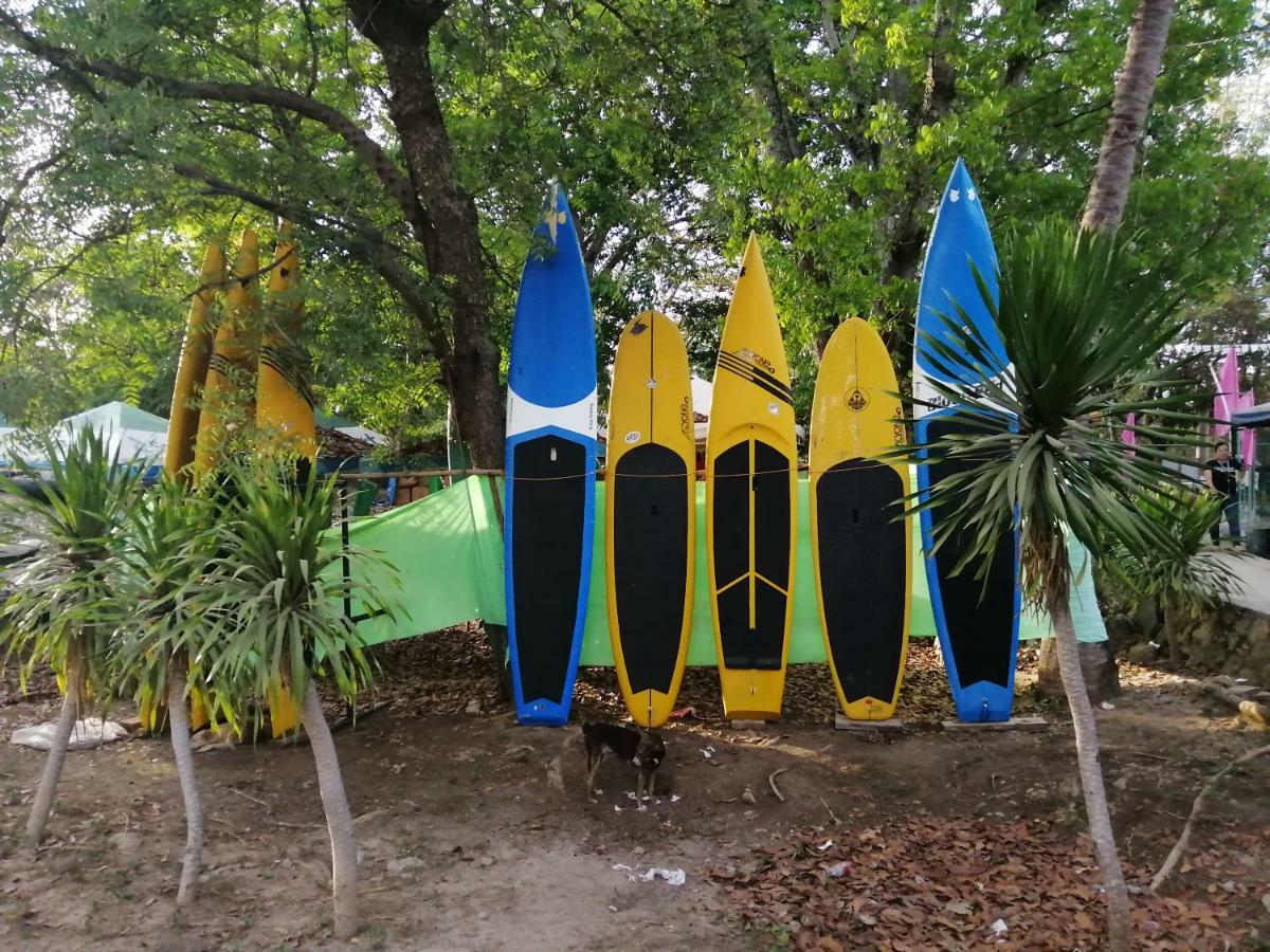 Mactan Newtown Deluxe Island Breeze Lägenhet Lapu-Lapu City Exteriör bild