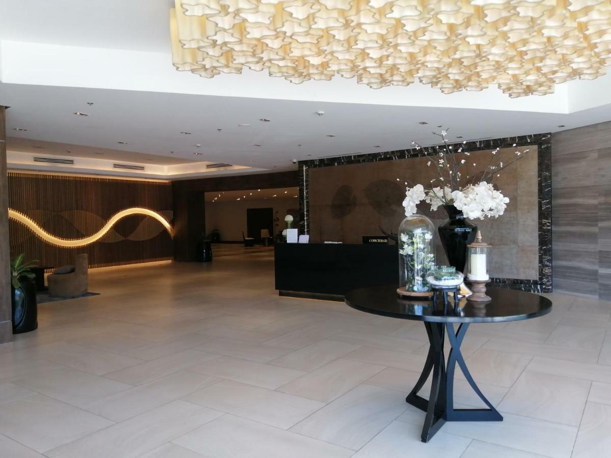 Mactan Newtown Deluxe Island Breeze Lägenhet Lapu-Lapu City Exteriör bild